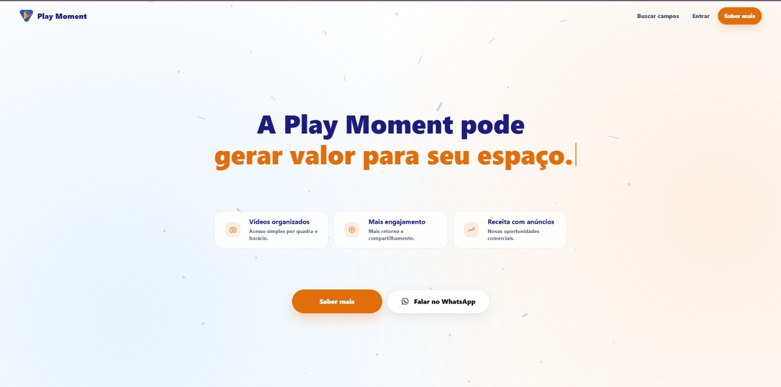 Landing page da plataforma Play Moment